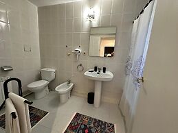 Vista Alegre Rest House 8 Person