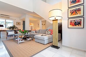 Elegant Duplex House - Aloha Golf