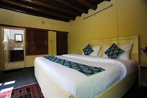 Chomal Cottages