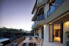 Elmima Villa by Checkin