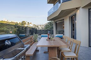 Elmima Villa by Checkin