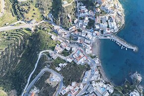 Elmima Villa by Checkin