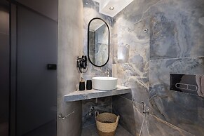 Elmima Villa by Checkin