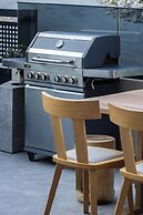 Elmima Villa by Checkin