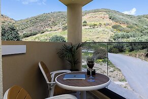 Elmima Villa by Checkin