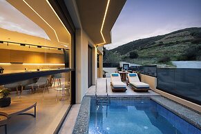 Elmima Villa by Checkin