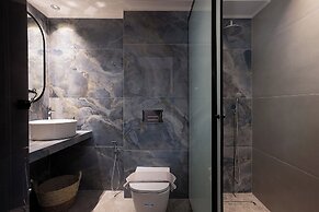 Elmima Villa by Checkin