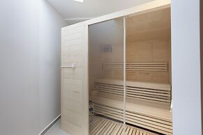 Elmima Villa by Checkin