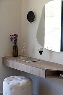 Elmima Villa by Checkin