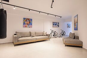 Elmima Villa by Checkin