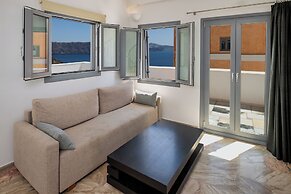 ArmonOia Suites