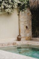 Xanthe 3BR Villas 2 Mins to Ulu Beach