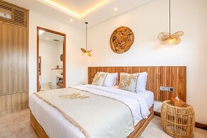 sol N1 Incredible 4 Bds Villa Near Finns Club