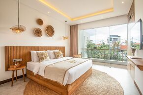 sol N1 Incredible 4 Bds Villa Near Finns Club