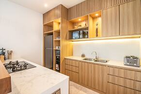 sol N1 Incredible 4 Bds Villa Near Finns Club