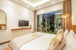 sol N1 Incredible 4 Bds Villa Near Finns Club