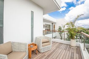 sol N1 Incredible 4 Bds Villa Near Finns Club