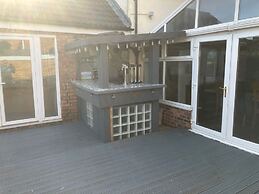 Wall Heath Retreat - Period 3 Bedroom Cottage