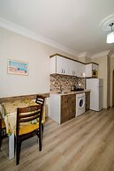 cleopatra king apart hotel