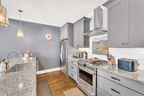 Close to DT Game Garage Bar Large Living Room