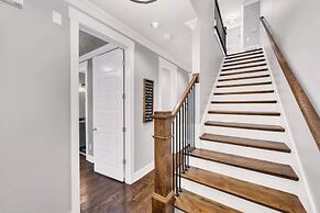 Close to DT Game Garage Bar Large Living Room