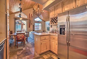 Mammoth Lakes Townhome - 10-min Walk to Village!