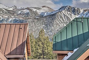Mammoth Lakes Townhome - 10-min Walk to Village!