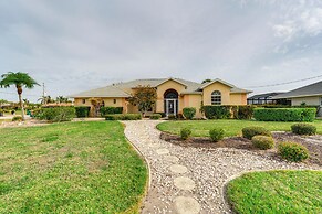 10 Mi to Public Beaches: Coastal Florida Retreat