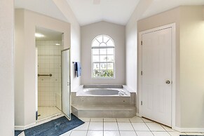 10 Mi to Public Beaches: Coastal Florida Retreat