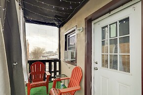 1 Mi to Dtwn Wilmington: Convenient + Cozy Home!
