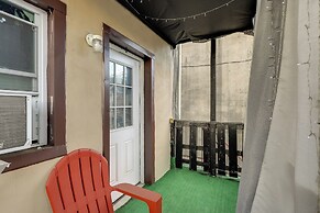 1 Mi to Dtwn Wilmington: Convenient + Cozy Home!