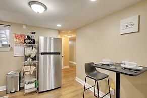 1 Mi to Dtwn Wilmington: Convenient + Cozy Home!