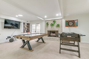 7 Mi to Dtwn Durham: Home w/ Hot Tub & Game Room!