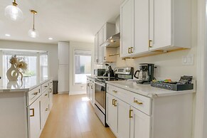 7 Mi to Dtwn Durham: Home w/ Hot Tub & Game Room!