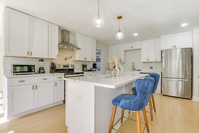 7 Mi to Dtwn Durham: Home w/ Hot Tub & Game Room!