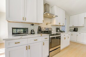 7 Mi to Dtwn Durham: Home w/ Hot Tub & Game Room!