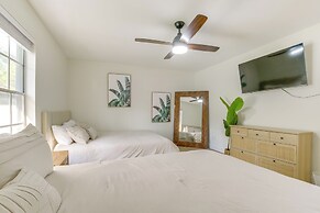 7 Mi to Dtwn Durham: Home w/ Hot Tub & Game Room!