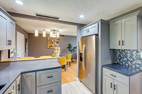 1 Mi to Dtwn Lynchburg: Charming Family Home!