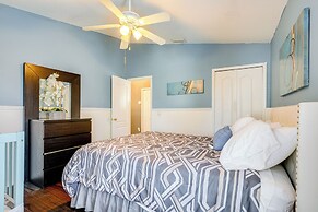 9 Mi to Beach: Peaceful Riverview Home w/ Patio