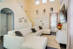 9 Mi to Beach: Peaceful Riverview Home w/ Patio