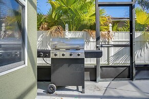 9 Mi to Beach: Peaceful Riverview Home w/ Patio