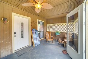 Outdoorsy Getaway Near Atoka: Hunt, Fish & Relax!