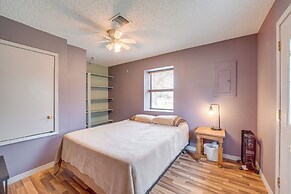 Outdoorsy Getaway Near Atoka: Hunt, Fish & Relax!