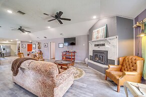 Outdoorsy Getaway Near Atoka: Hunt, Fish & Relax!