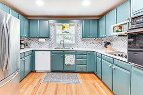 Bike, Hike & Unwind at Doodle Trailside Retreat