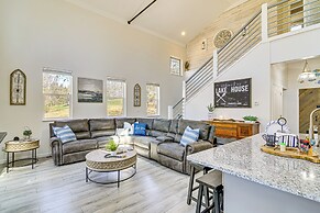 Cumberland Lake Retreat: Furnished Deck & Grill!