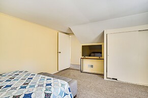 2 Mi to Road America: Pet-friendly Duplex!