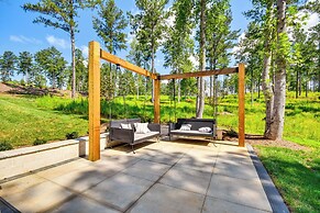 Gated Community w/ Perks: North Carolina Hideaway