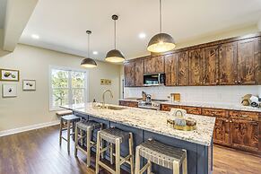 Gated Community w/ Perks: North Carolina Hideaway