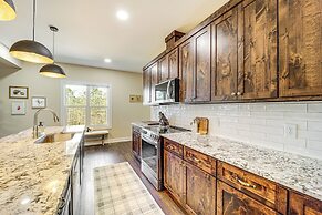 Gated Community w/ Perks: North Carolina Hideaway